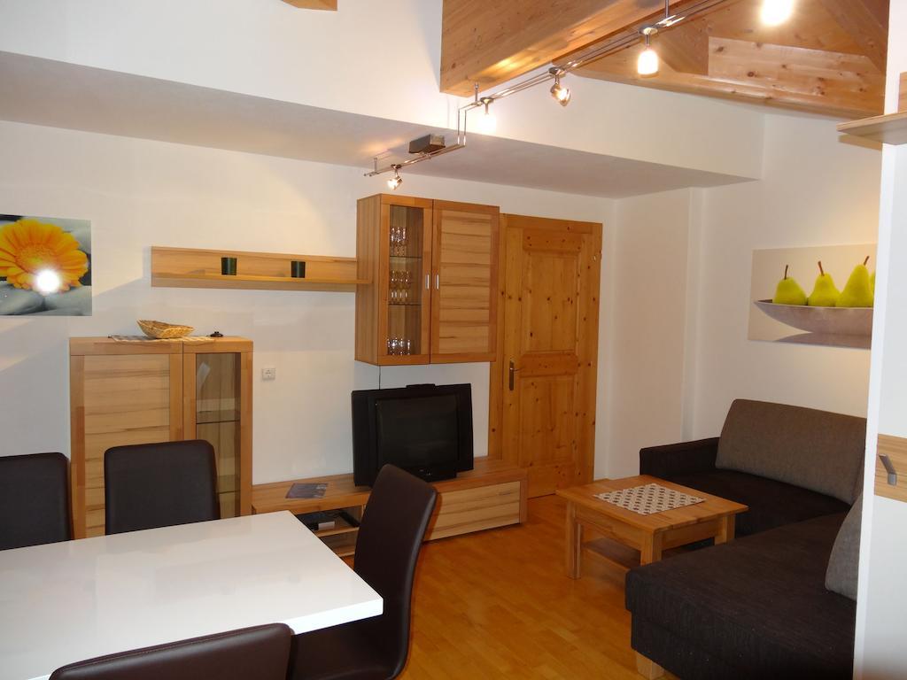 Ferienwohnung Irmgard Steinberg am Rofan Номер фото